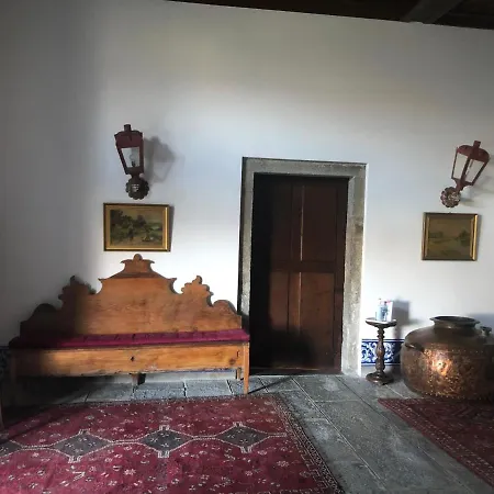 Casa Torres De Oliveira Mesao Frio