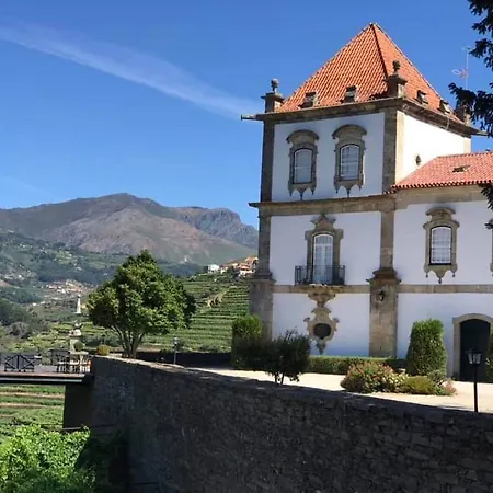 Bed & Breakfast Casa Torres De Oliveira 3*