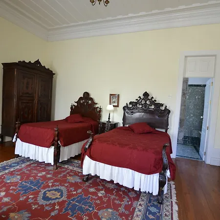Casa Torres De Oliveira Bed & Breakfast 3*