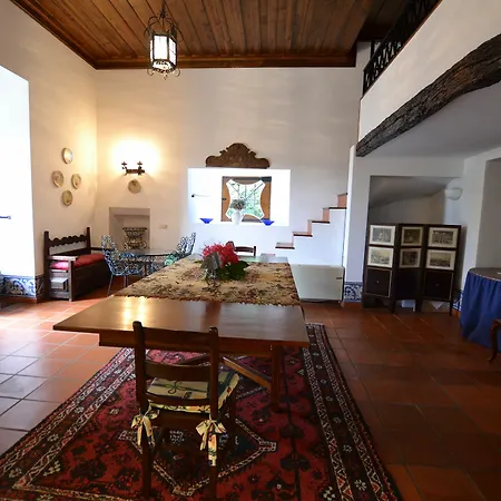 Casa Torres De Oliveira Bed & Breakfast 3*