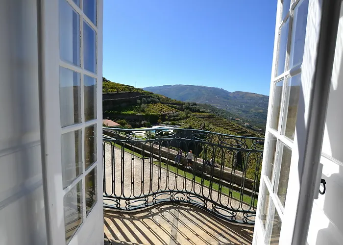 Bed & Breakfast Casa Torres De Oliveira 3*